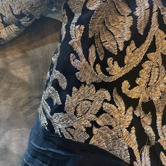 Alex Evenings Black Gold Lace Gown - Picture 8 of 11